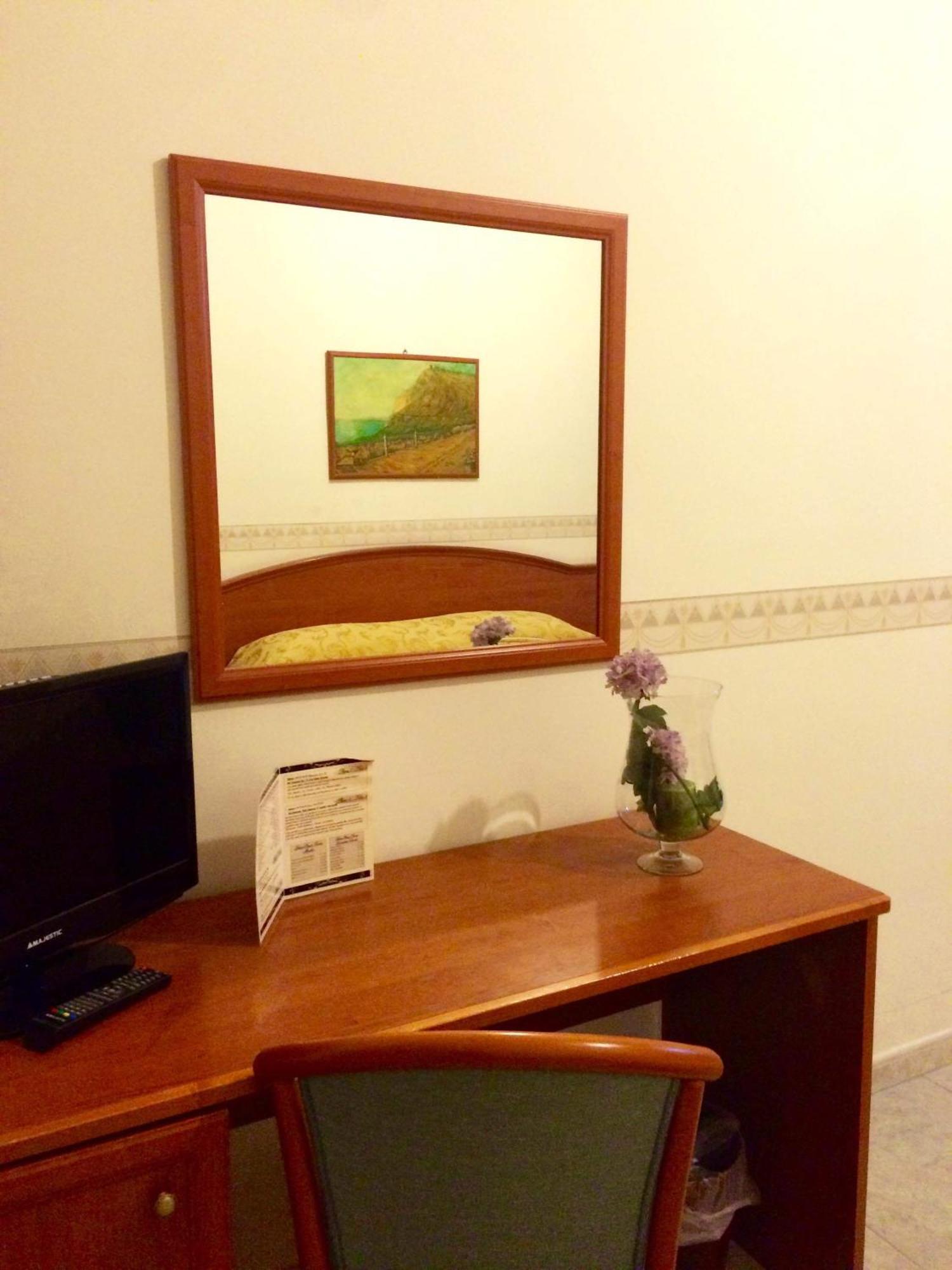 Grand Hotel Stella Maris Palmi Zimmer foto