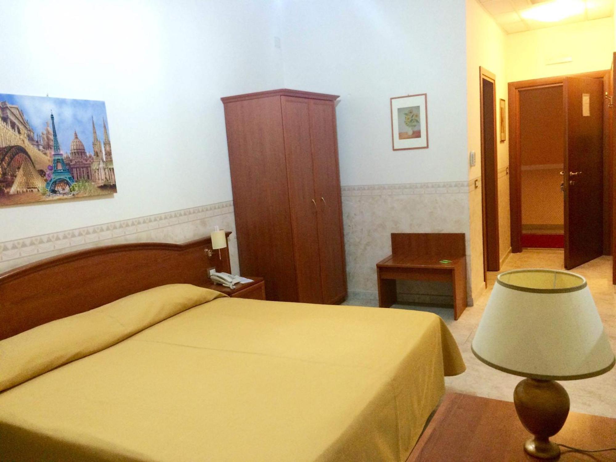 Grand Hotel Stella Maris Palmi Zimmer foto