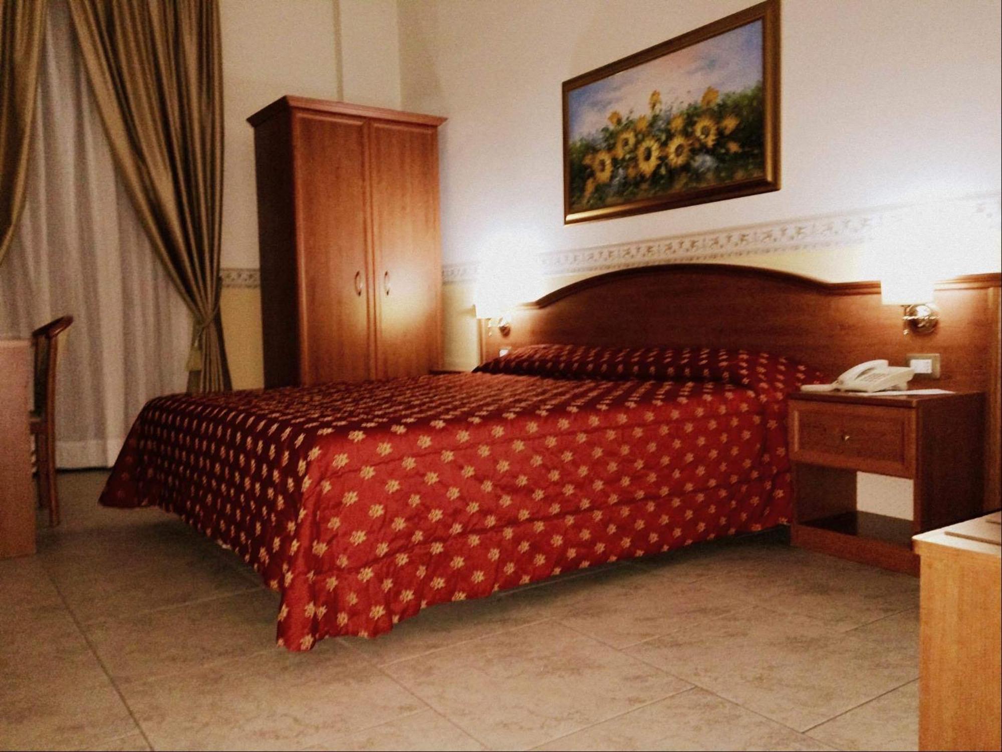 Grand Hotel Stella Maris Palmi Zimmer foto